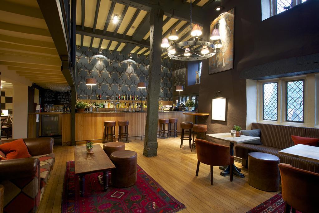 The Broadway Hotel Екстер'єр фото